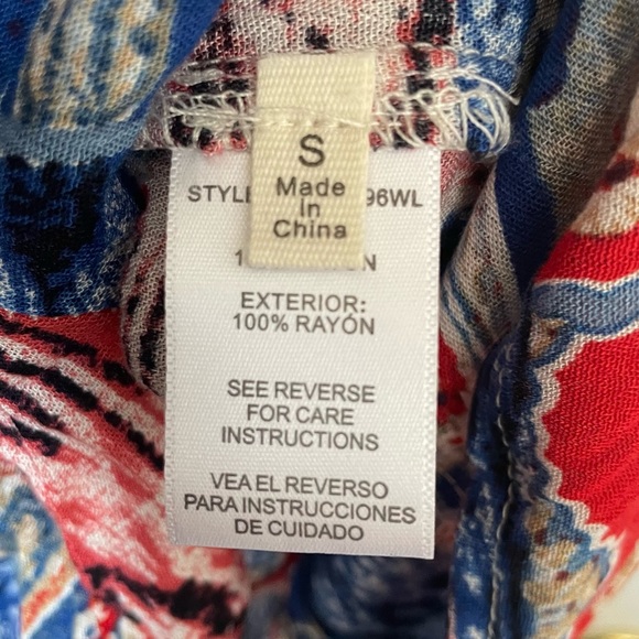 Willy Jays Women's V-neck Multiprint Romper Size Small - Picture 9 of 11